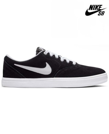 Zapatillas
Nike Check Solar Suede