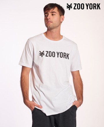 Remera
Zoo York Logo