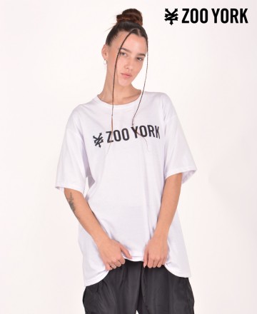 Remera
Zoo York Logo