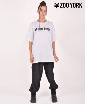 Remera
Zoo York Logo