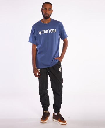 Remera
Zoo York Logo