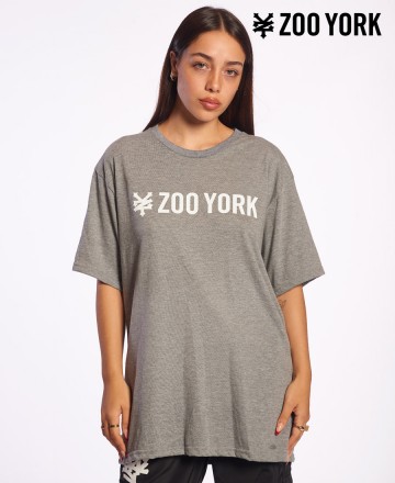 Remera
Zoo York Logo