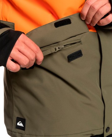 Campera
Quiksilver Mission Block