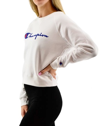 Buzo
Champion Crew Logo