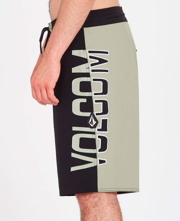 Boardshort
Volcom Noa Deane Liberator