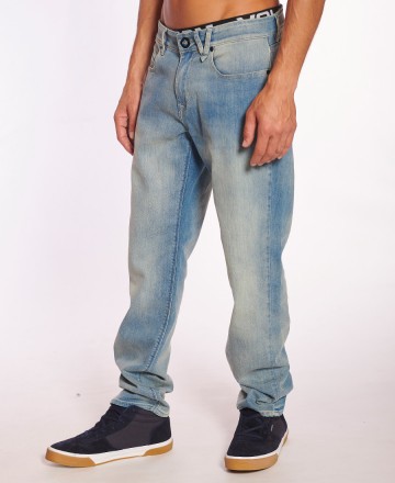 Jean
Volcom Slim Vorta Tap Faded