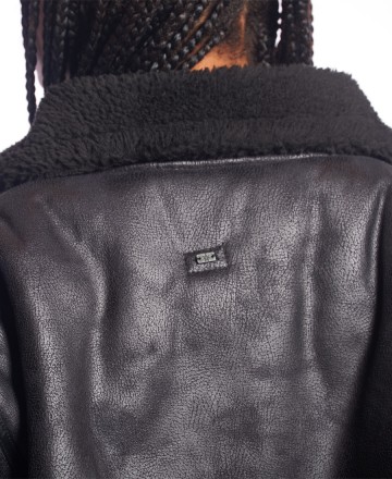 Campera
Y Tu Quique? Trucker