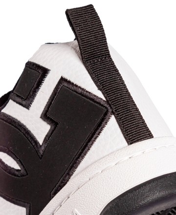 Zapatillas
DC Court Graffik SS