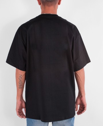 Remera
Creature Over Beyond