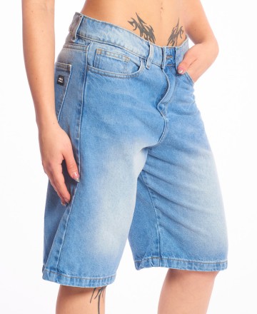 Bermuda 
Isabel La Catolica Low Straight Blue Bermuda 
Isabel La Catolica Low Straight Blue