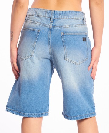 Bermuda 
Isabel La Catolica Low Straight Blue Bermuda 
Isabel La Catolica Low Straight Blue