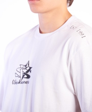 Remera
Volcom Over 1991