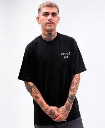 Remera
Circa Commited
