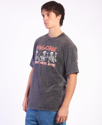Remera
Volcom Over Party Acid