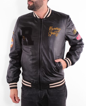 Campera 
Runway University
