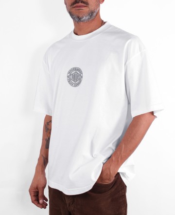 Remera 
Independent Clipper