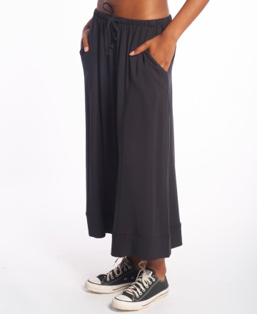 Pantalón 
Y Tu Quique? Midi Plain Pantalón 
Y Tu Quique? Midi Plain