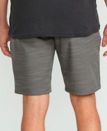 Boardwalk
Volcom Cross Shred 20