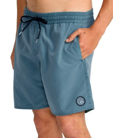 Boardshort 
Volcom Center Pigment 17