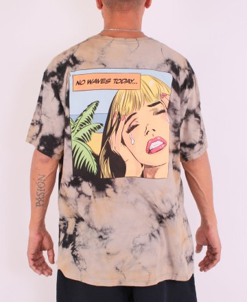 Remera 
Lost No Waves