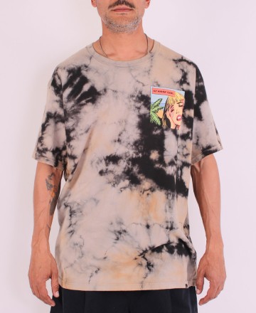 Remera 
Lost No Waves