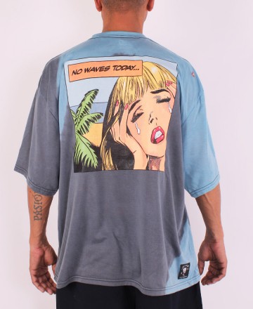 Remera 
Lost No Waves