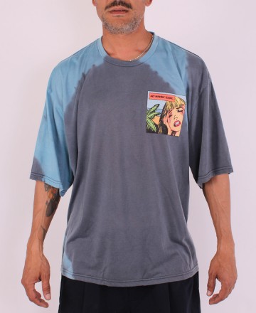 Remera 
Lost No Waves