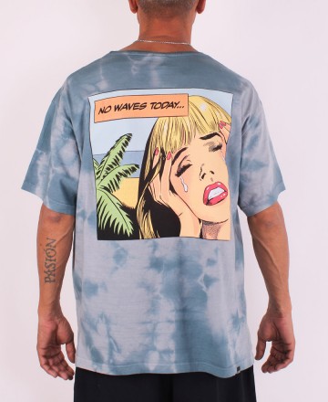 Remera 
Lost No Waves