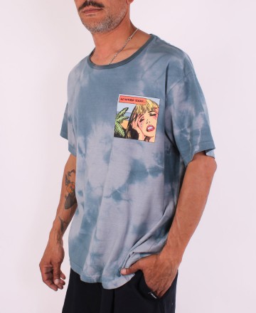 Remera 
Lost No Waves
