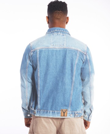 Campera 
Y Tu Quique? Unisex Imp Campera 
Y Tu Quique? Unisex Imp