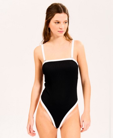 One Piece 
Billabong Morley Tully