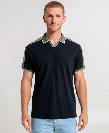 Polo
Rusty Carve Black