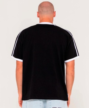 Remera
Rusty Poppa