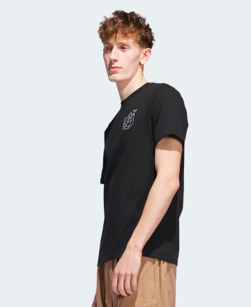 Remera 
Adidas Shmoofoil Stairs