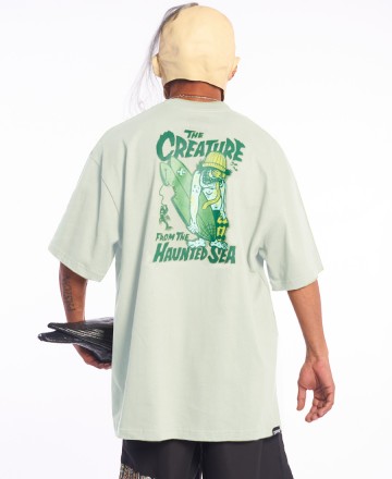 Remera
Creature Over Haunted Sea