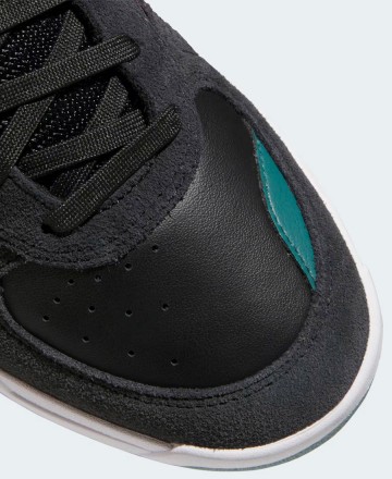 Zapatillas 
Adidas Tekkira Cup