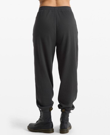 Jogging 
Volcom Lived In
