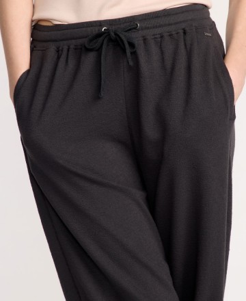Jogging 
Volcom Lived In