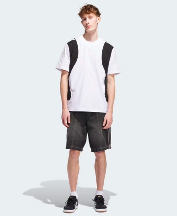 Bermuda 
Adidas Tyshawn