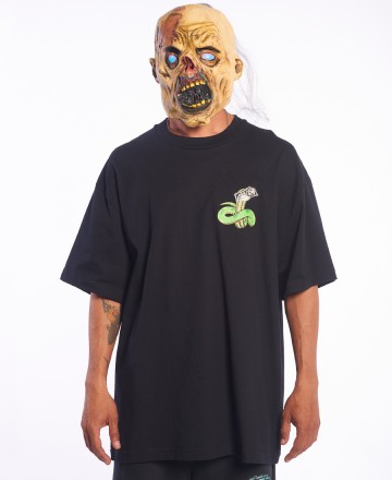 Remera 
Creature Over Relic