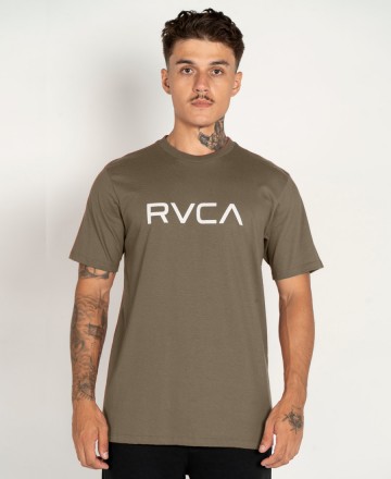 Remera
RVCA Big Dayshift