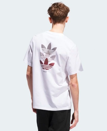 Remera 
Adidas Triple Trifolio