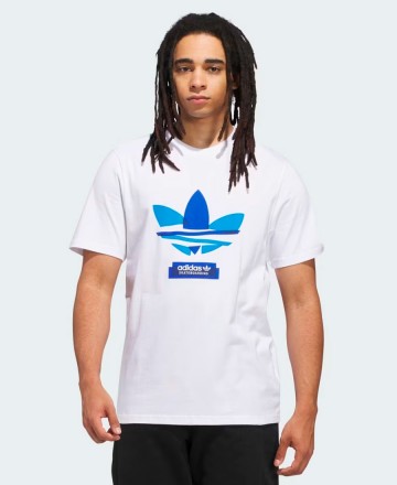 Remera 
Adidas Trifolio