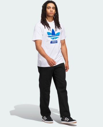 Remera 
Adidas Trifolio