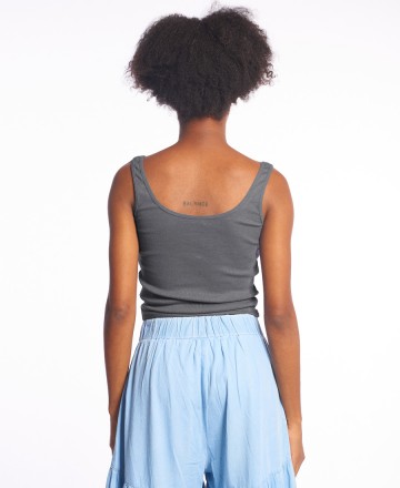 Musculosa
Y Tu Quique? Rib Basic