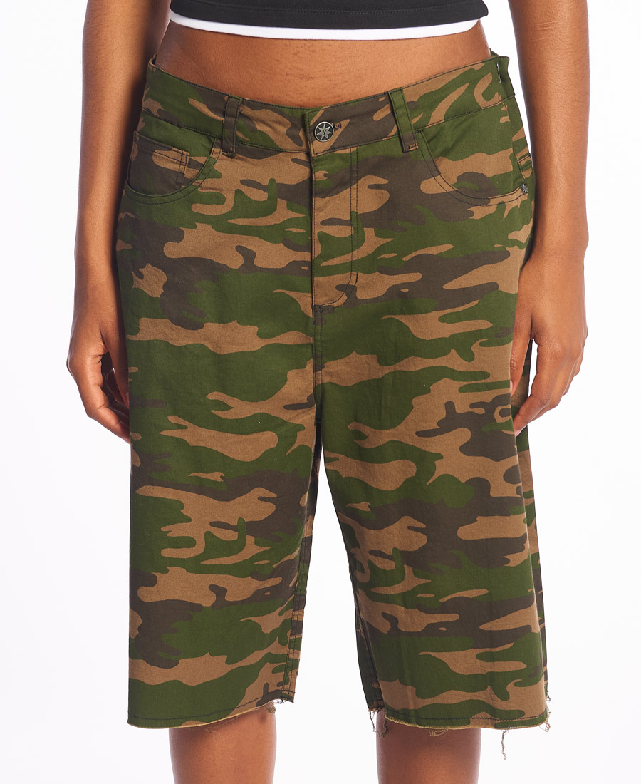 Bermuda
Y Tú Quique? Low Camo 22 Bermuda
Y Tú Quique? Low Camo 22