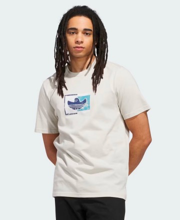 Remera 
Adidas Shmoohaus