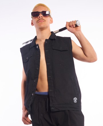 Chaleco 
Creature Resurrection