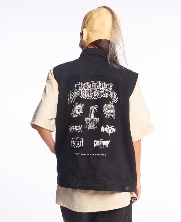 Chaleco 
Creature Resurrection