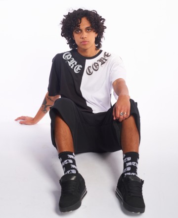 Remera 
MCD Over Querubin